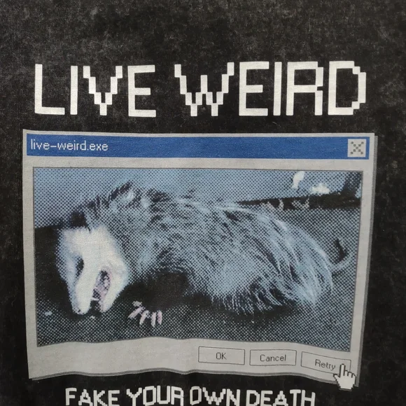 Live Weird Possum T Shirt Black Wash - Picture 1 of 2